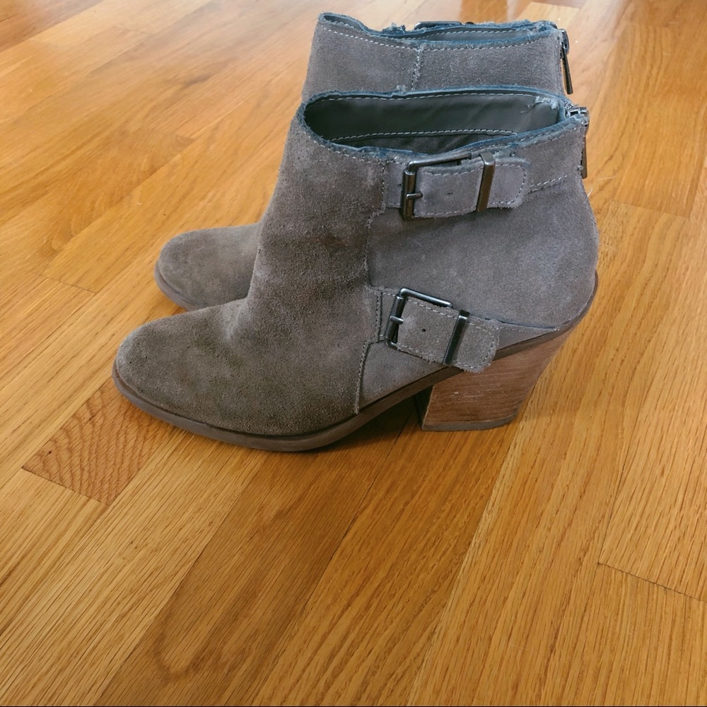 Lucky Brand ankle booties - Picture 3 of 5